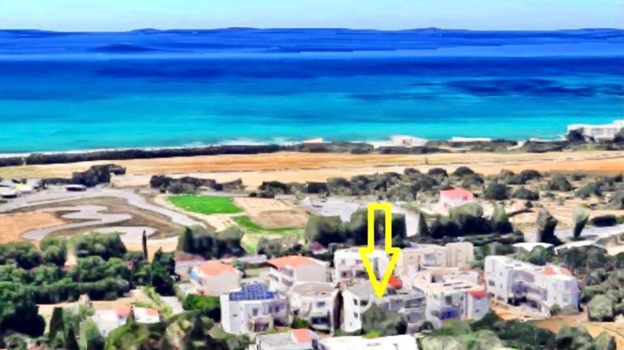 Menelaos Apartments Adelianos Kampos Esterno foto